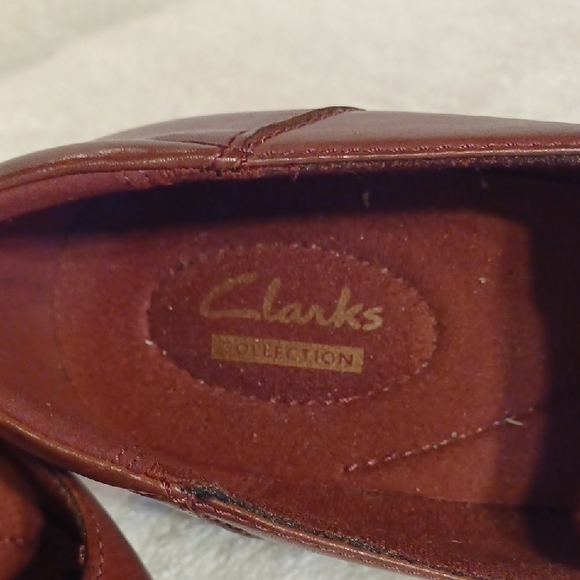 Elegant Brown Women's Shoes - Picture 2 of 10